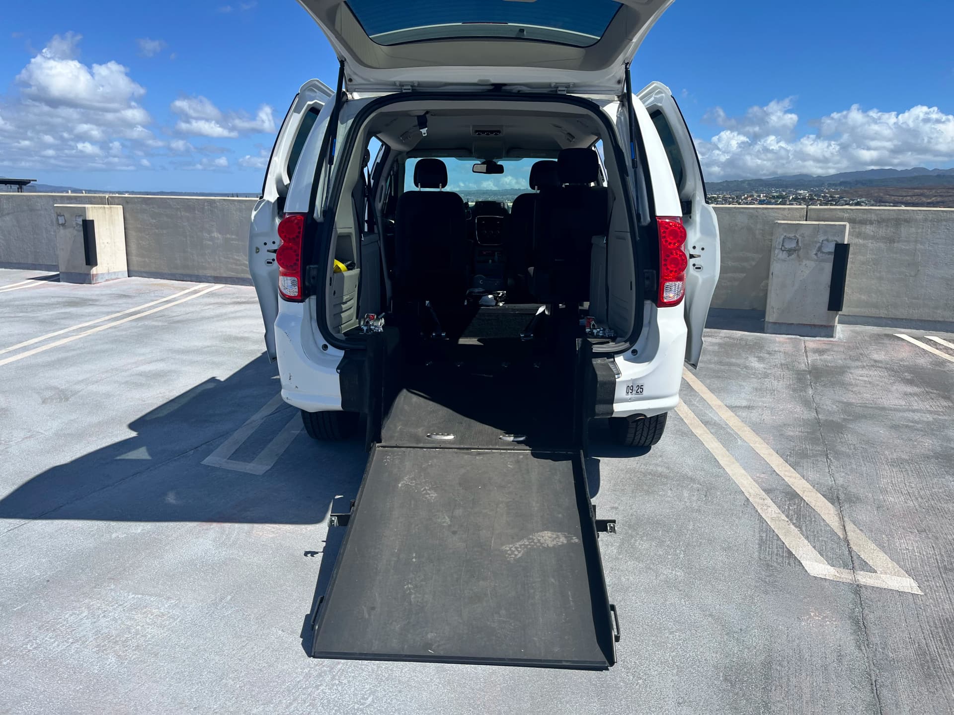 Home banner (desktop)